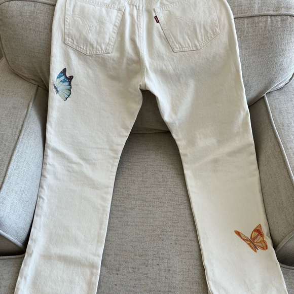 Levi's Cream Jeans with Butterfly Accents - Picture 2 of 5